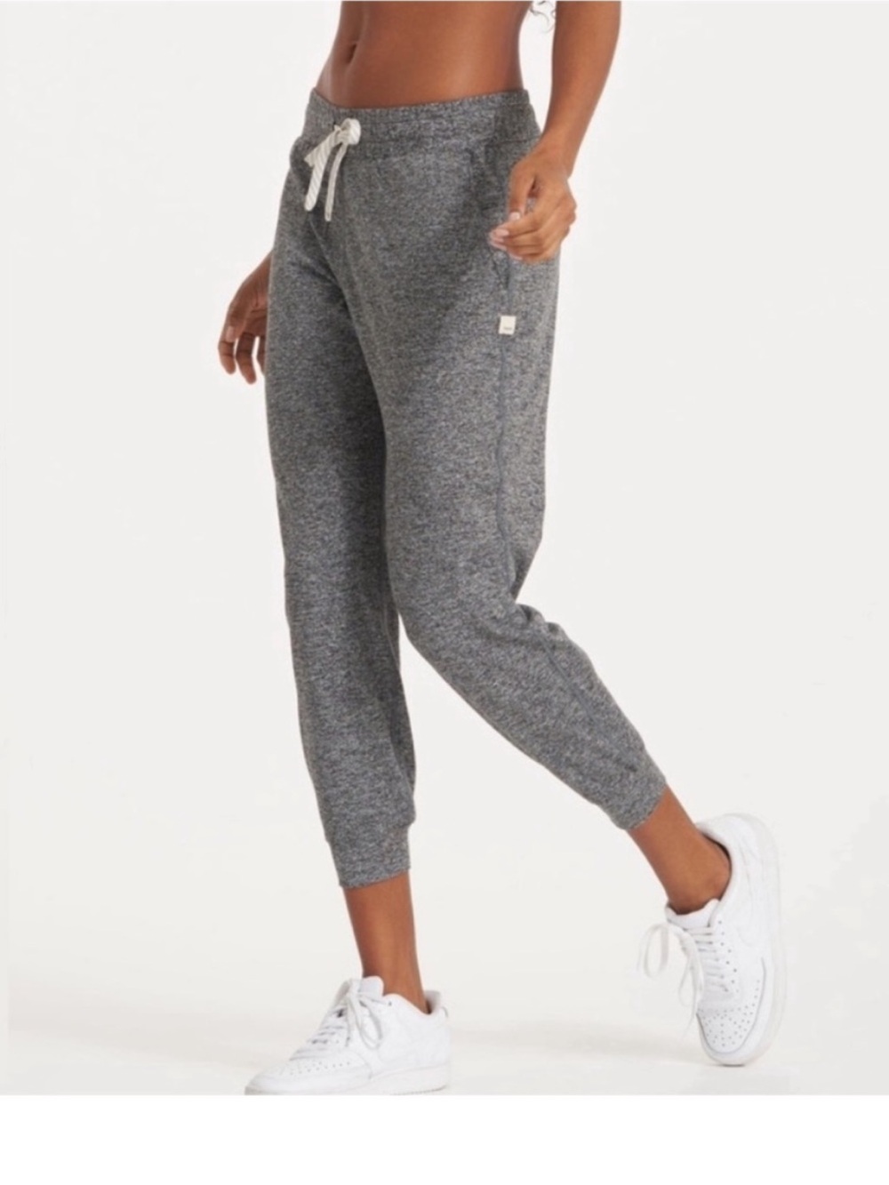 Vuori Women’s Light Heather Grey Performance Joggers Small